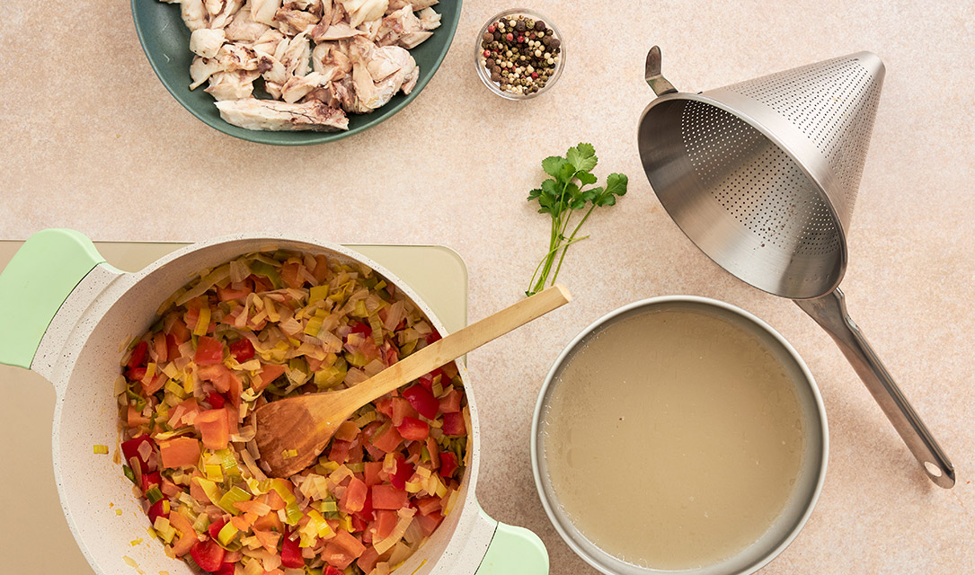 Ingredientes para Sopa de Peixe na panela