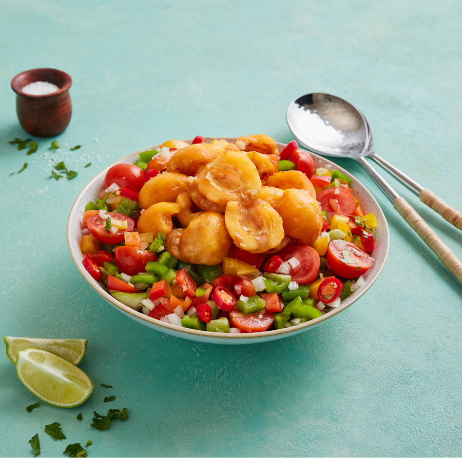 Salada de Pimentos, Nêsperas, Tomate e Ervas Aromáticas
