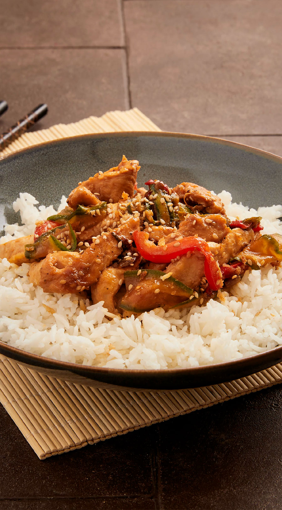 FRANGO TERIYAKI COM ARROZ BRANCO