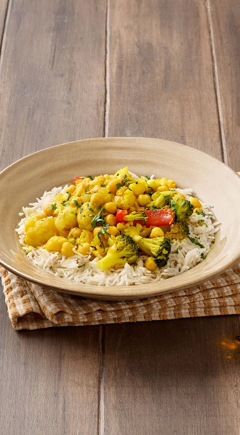 Caril de grão com legumes