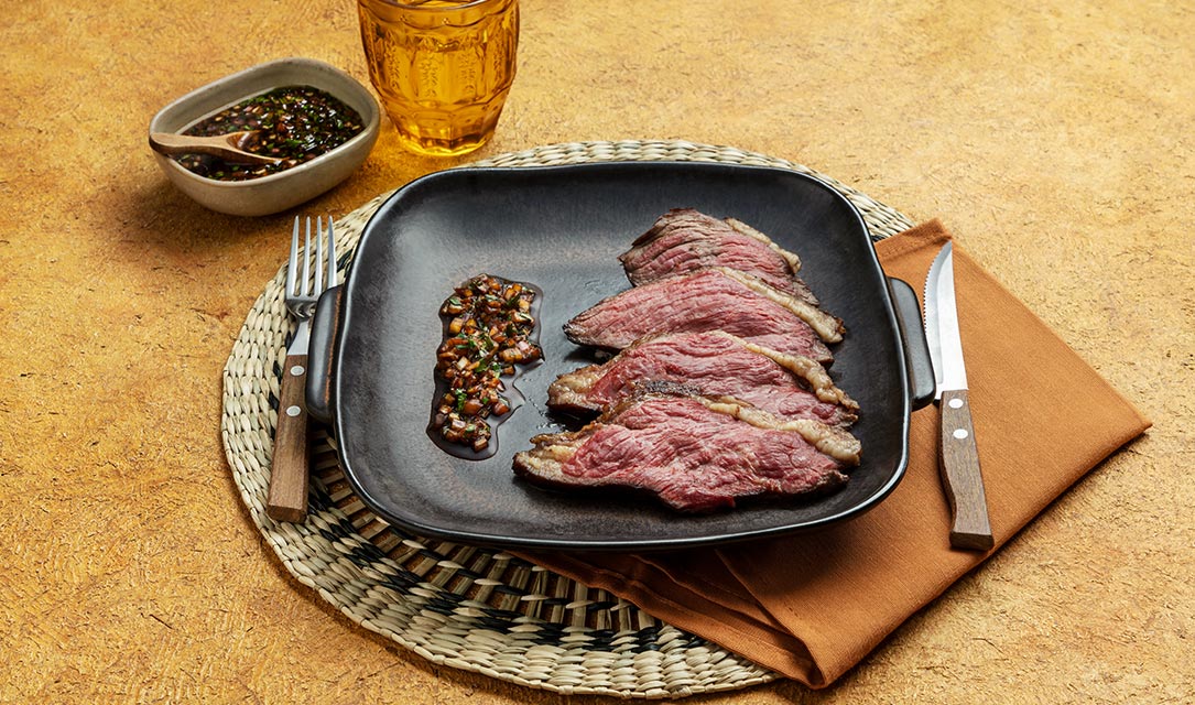 Fula - Tataki de Picanha com Vinagrete de Sésamo by Chef Kiko