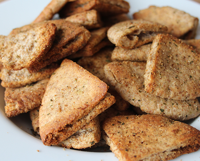 Pitas estaladiças com especiarias
