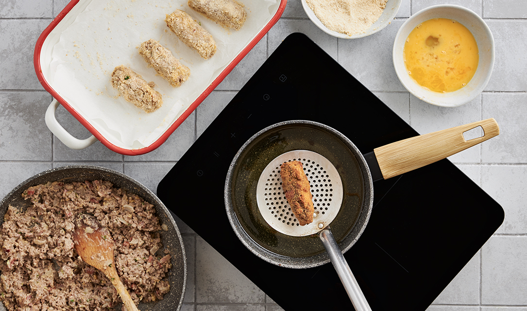 Croquetes com arroz de tomate