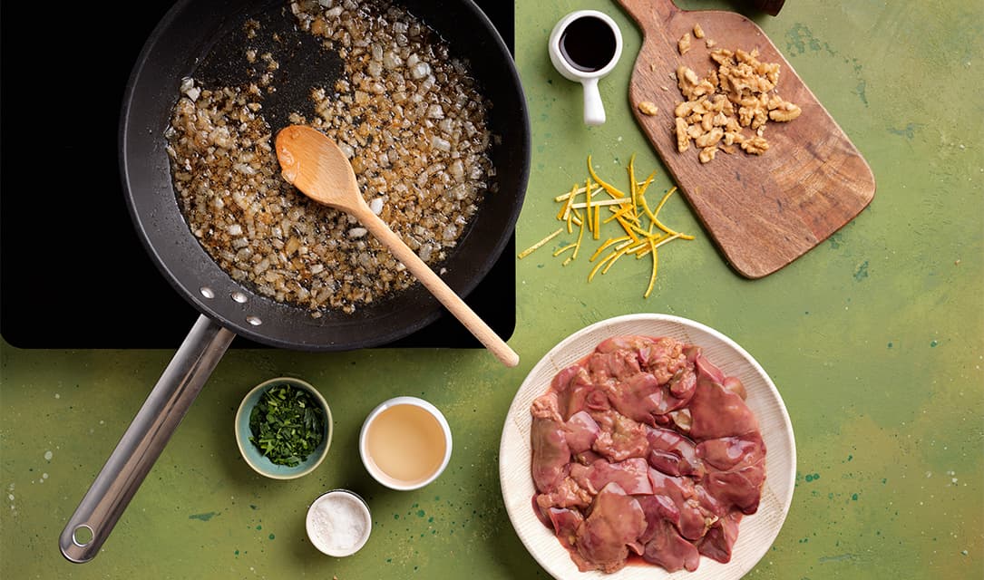 Cebola caramelizada em óleo Fula