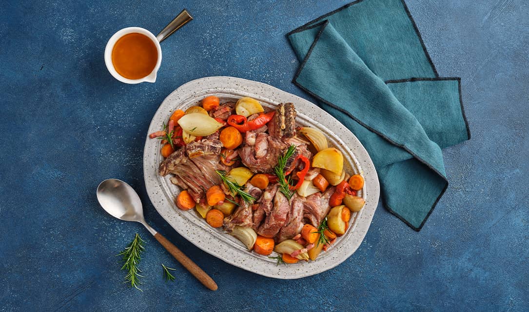 Cabrito assado no forno com batatas