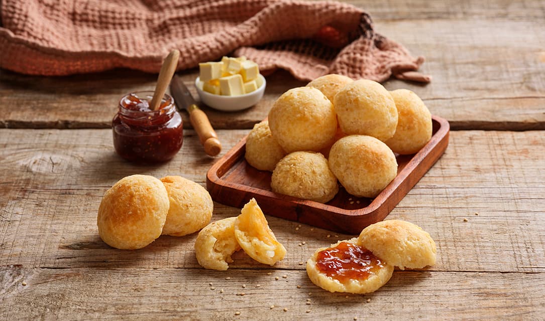 Pão de queijo com doce