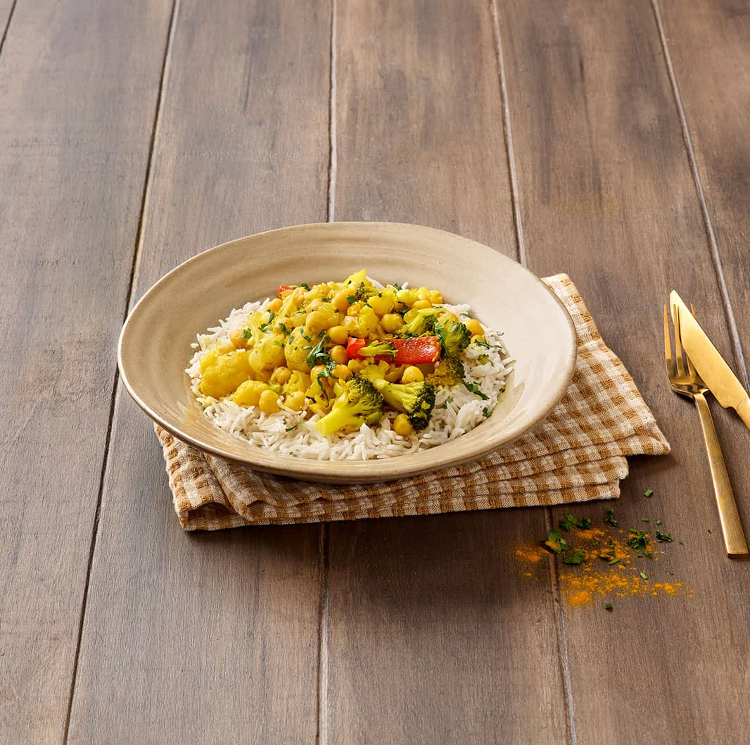 Caril de grão com legumes