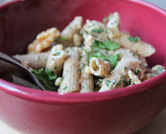 Pesto de salsa e nozes