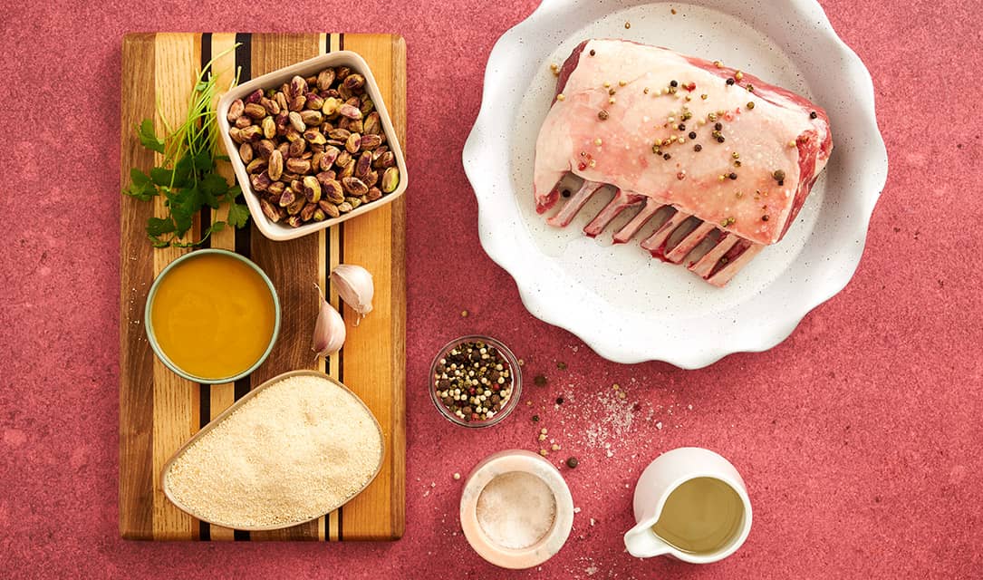 Ingredientes para carré de borrego no forno