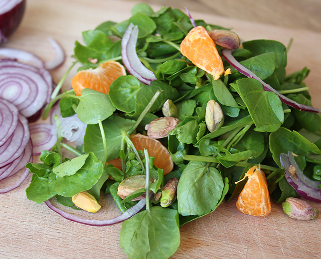Salada de Agrião, pistáchio e tangerina